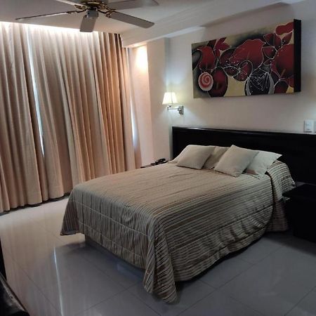 Hotel Mary Celaya Celaya  Εξωτερικό φωτογραφία
