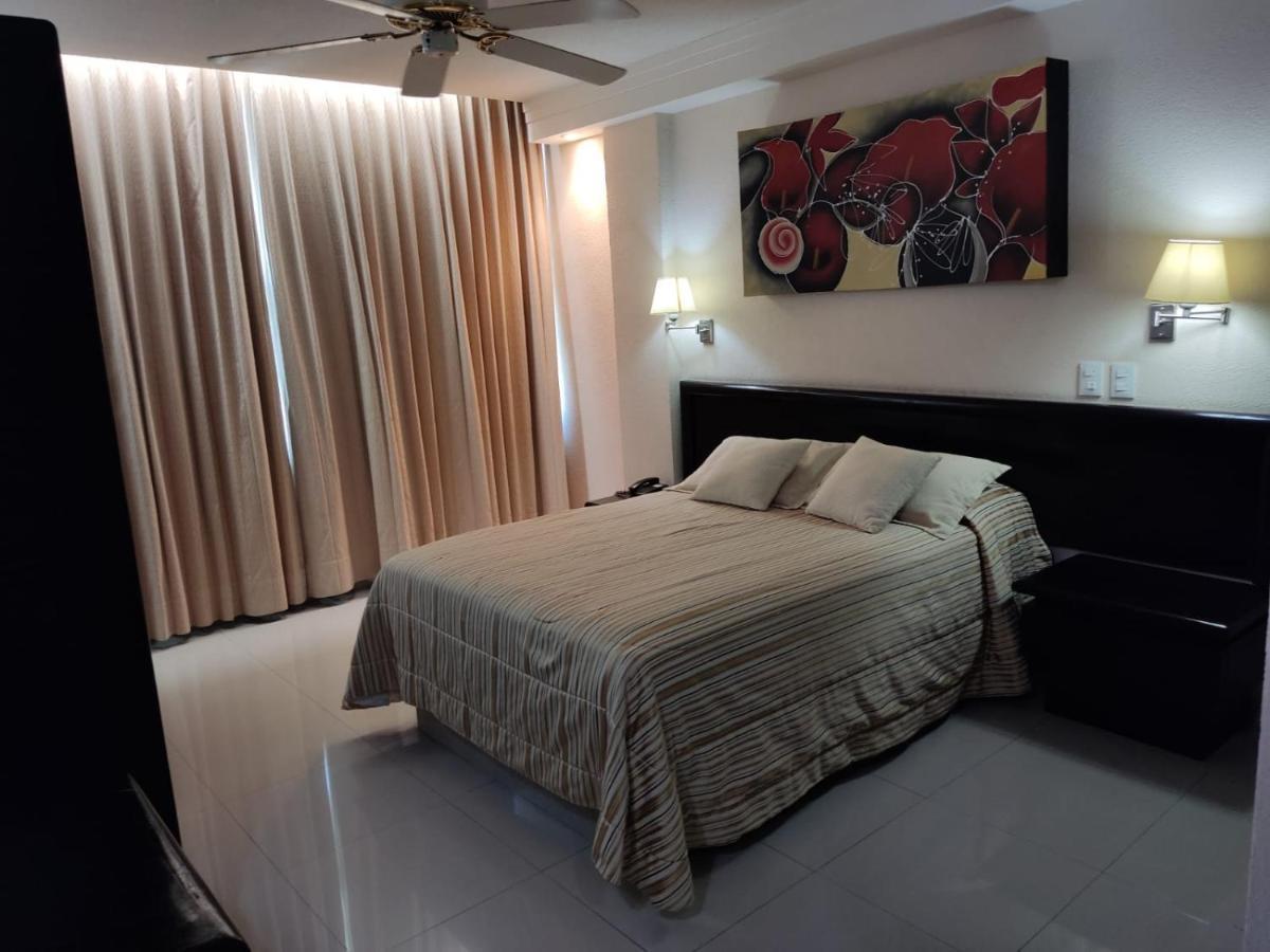 Hotel Mary Celaya Celaya  Εξωτερικό φωτογραφία